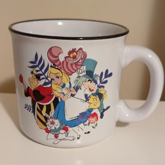 Disney Alice in Wonderland Mug brand new - Picture 1 of 8